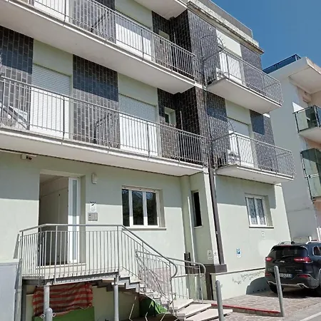 Carlotta Apartment