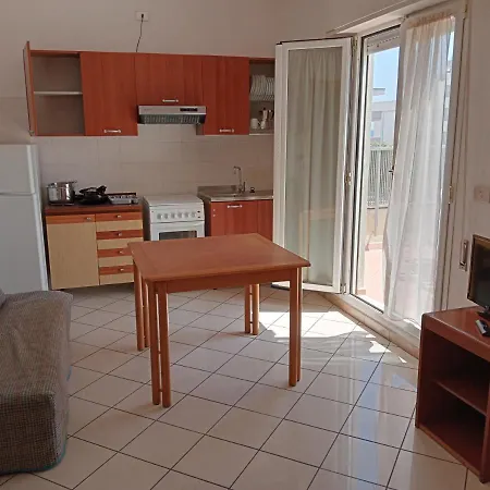 Carlotta Apartament