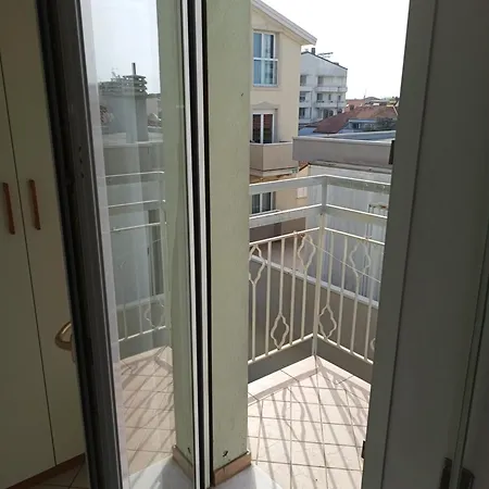 Carlotta Apartament