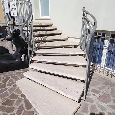 Carlotta Apartament